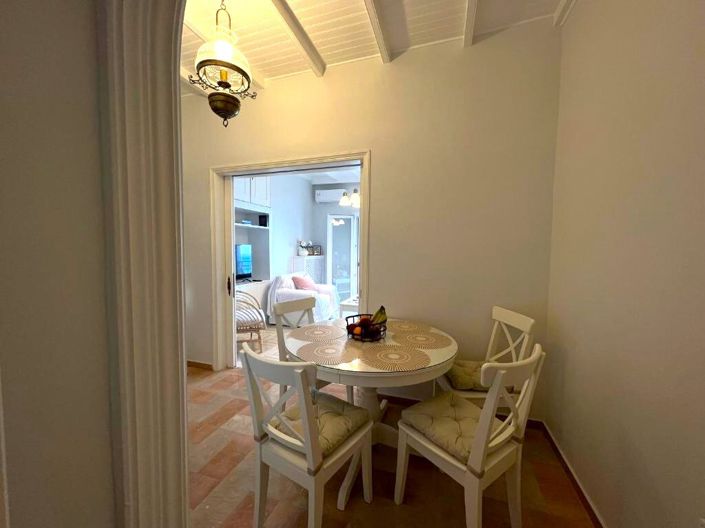 Image No.23-4 Bed Property for sale