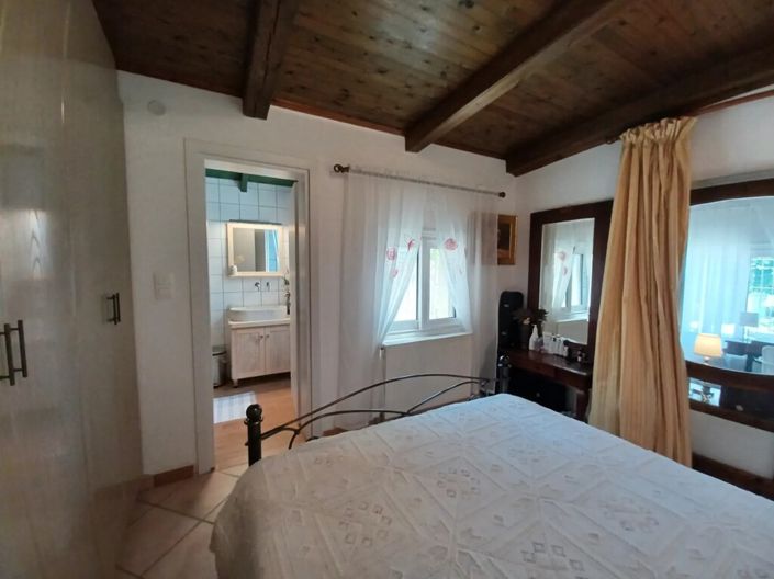 Image No.13-4 Bed Property for sale
