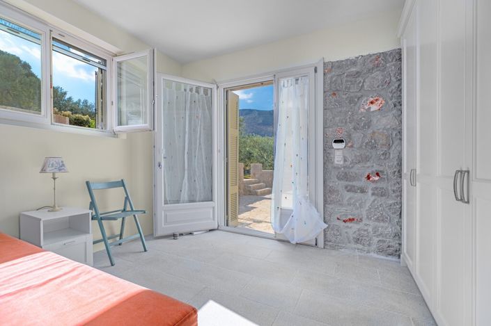Image No.23-7 Bed Villa for sale