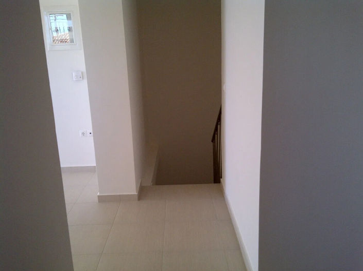 Image No.16-2 Bed Maisonette for sale