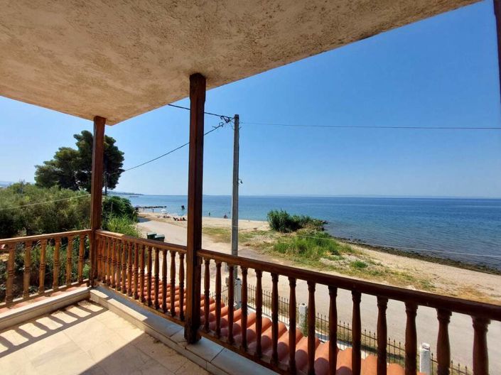 Image No.1-3 Bed Maisonette for sale