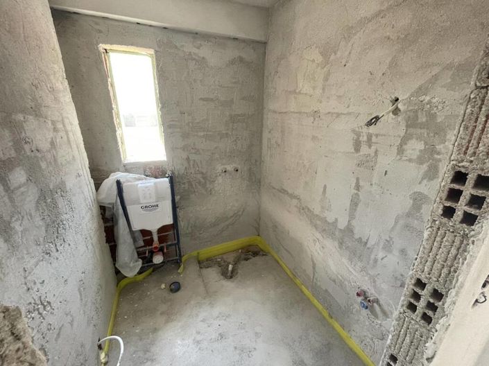 Image No.8-Flat for sale