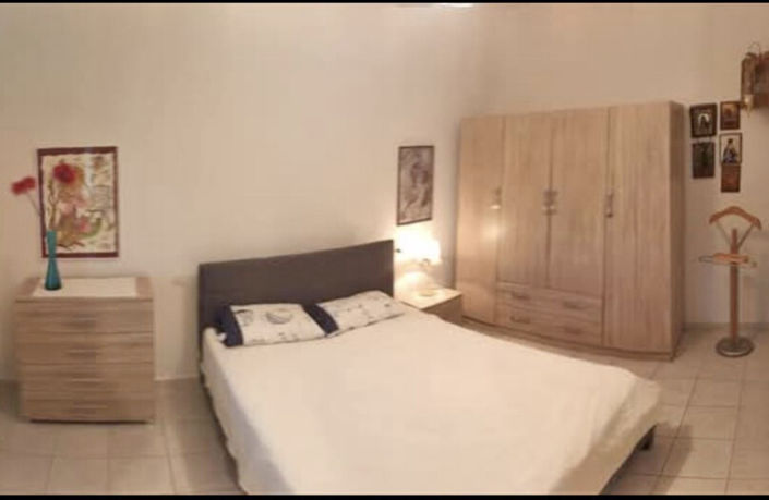 Image No.3-1 Bed Property for sale