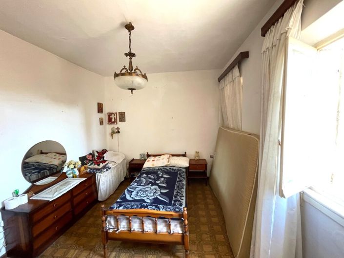 Image No.16-2 Bed Flat for sale