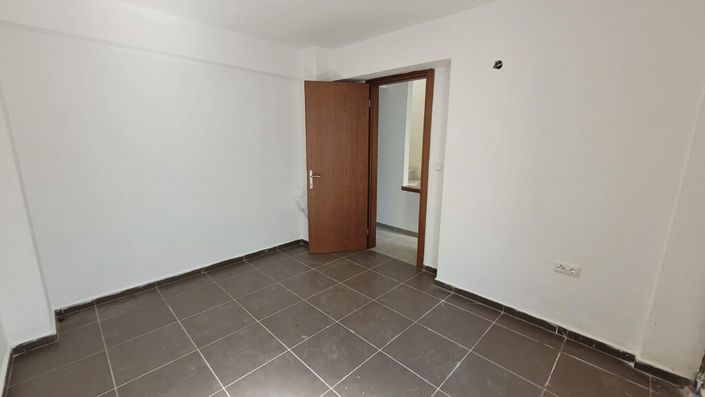 Image No.21-4 Bed Maisonette for sale