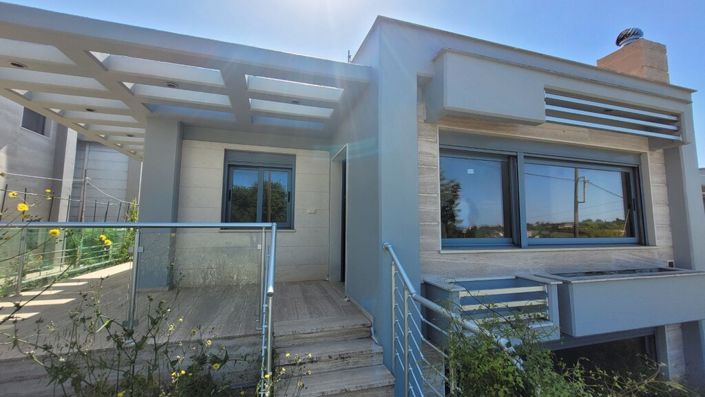 Image No.6-4 Bed Maisonette for sale