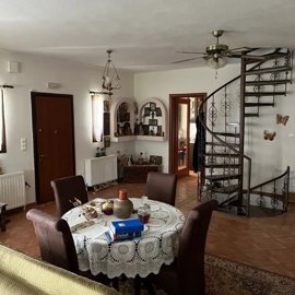 Photo 11 - Cottage 350 m² in Central Macedonia
