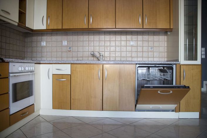 Image No.12-4 Bed Maisonette for sale