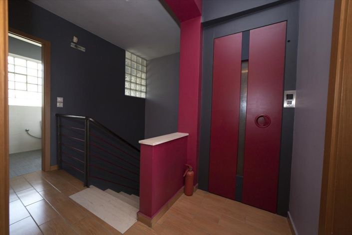 Image No.27-4 Bed Maisonette for sale