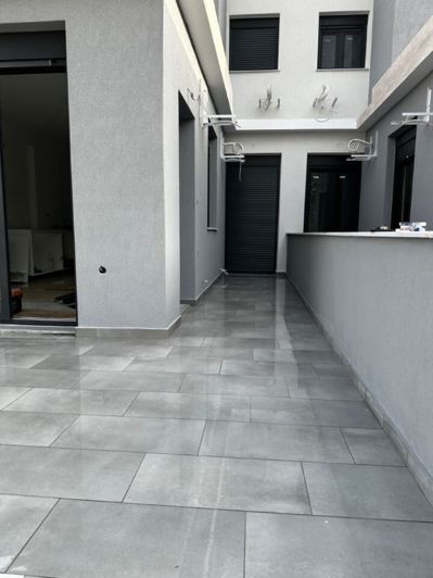 Image No.13-2 Bed Maisonette for sale