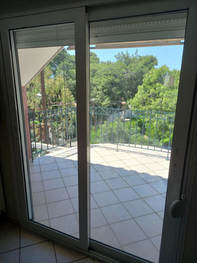 Image No.8-2 Bed Property for sale