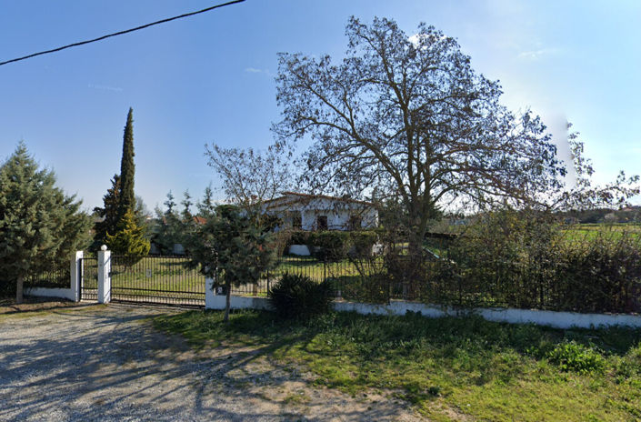 Image No.24-5 Bed Property for sale