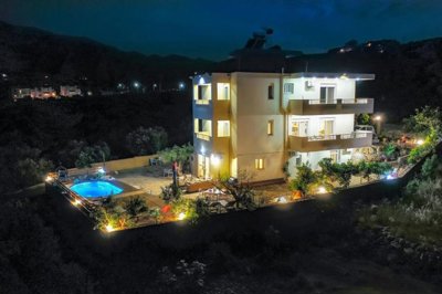 Photo 6 - Townhouse 400 m² in Crete