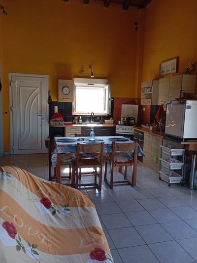 Image No.11-3 Bed Property for sale