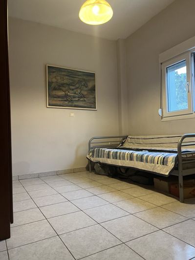 Image No.25-3 Bed Property for sale