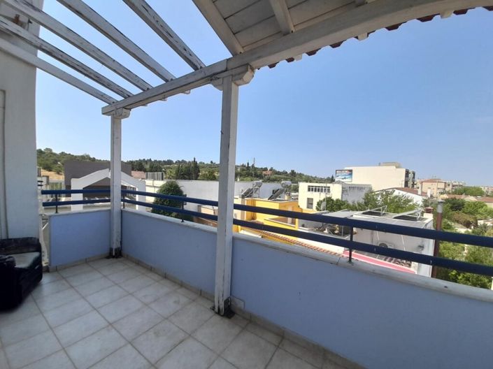 Image No.17-4 Bed Maisonette for sale