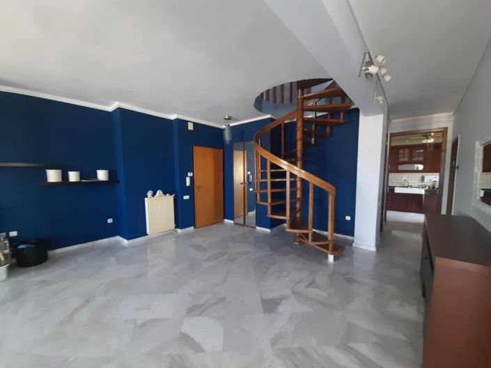 Image No.2-4 Bed Maisonette for sale