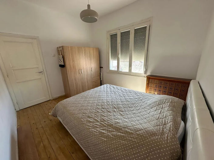 Image No.8-Flat for sale