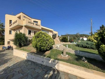 Photo 2 - Villa 310 m² in Eastern Macedonia and Thrace