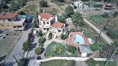 Photo 2 - Villa 310 m² in Eastern Macedonia and Thrace