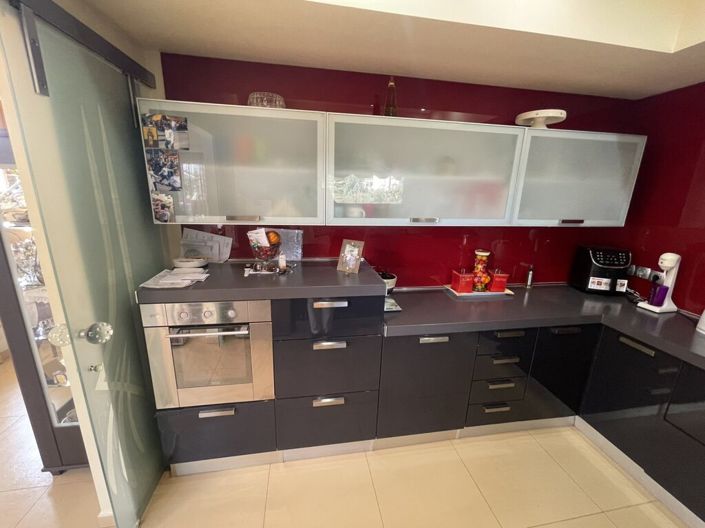 Image No.26-Villa for sale