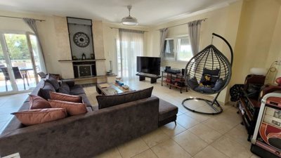 Photo 12 - Cottage 320 m² in Central Macedonia