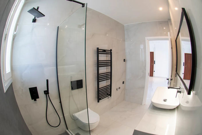 Image No.11-2 Bed Flat for sale