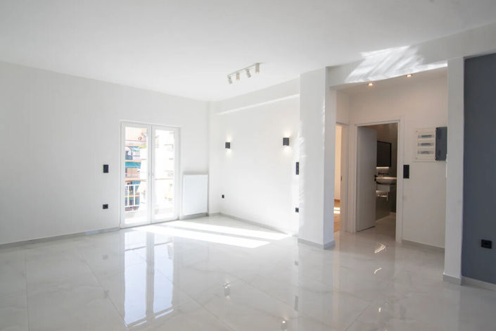 Image No.6-2 Bed Flat for sale