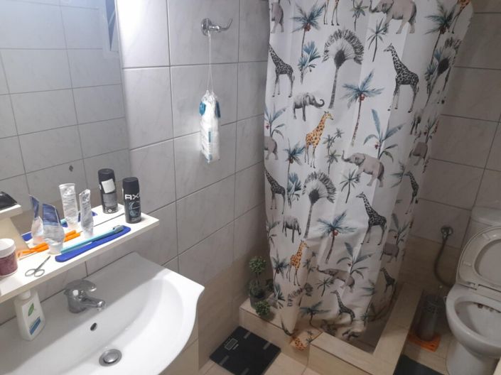 Image No.12-2 Bed Flat for sale