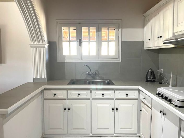 Image No.13-2 Bed Property for sale