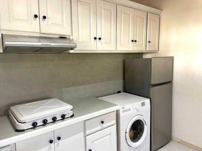 Image No.15-2 Bed Property for sale