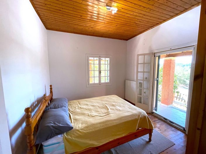 Image No.23-2 Bed Property for sale