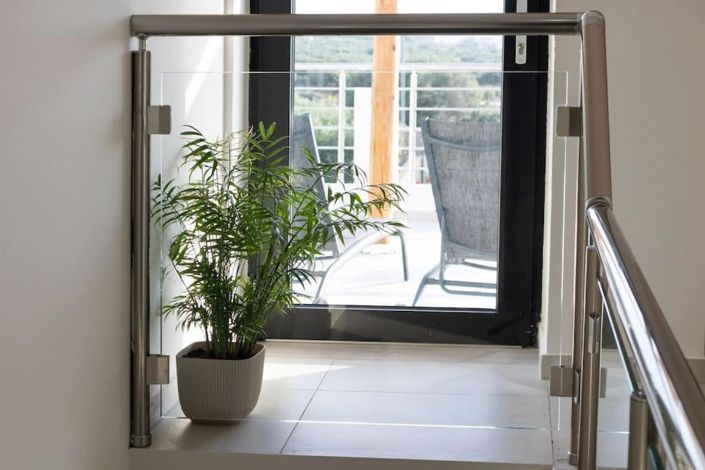 Image No.11-3 Bed Maisonette for sale