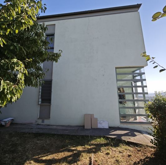 Image No.3-2 Bed Property for sale