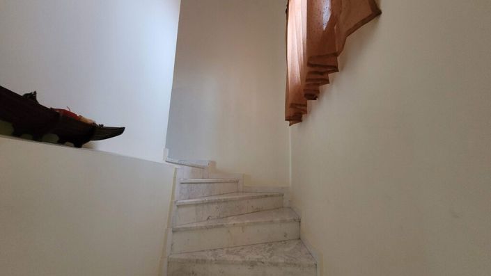 Image No.22-3 Bed Property for sale