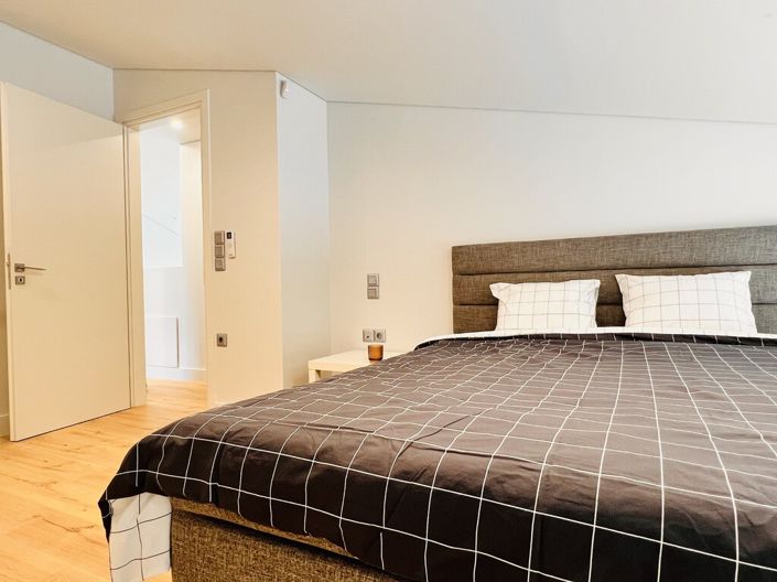 Image No.25-4 Bed Maisonette for sale