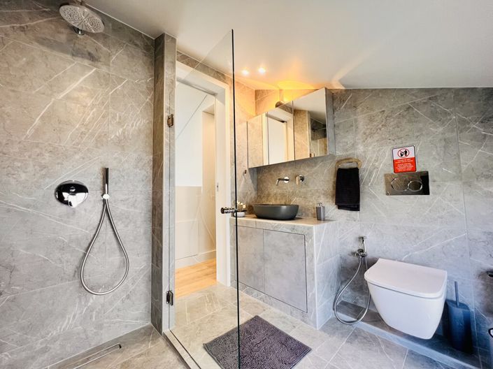 Image No.27-4 Bed Maisonette for sale