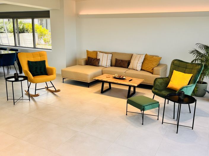 Image No.5-4 Bed Maisonette for sale