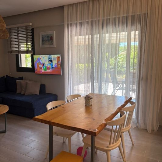 Image No.12-2 Bed Maisonette for sale