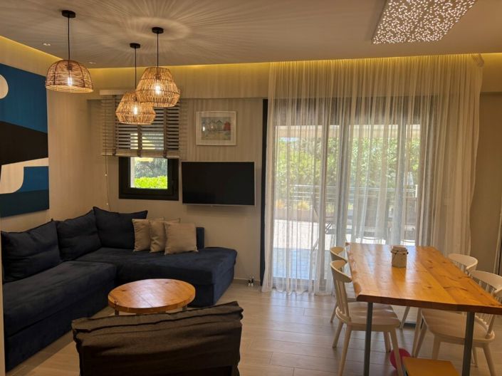 Image No.16-2 Bed Maisonette for sale