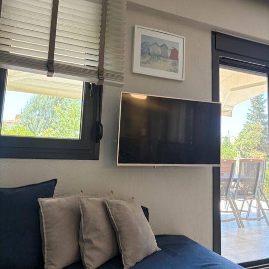 Image No.18-2 Bed Maisonette for sale