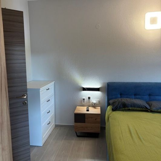 Image No.20-2 Bed Maisonette for sale