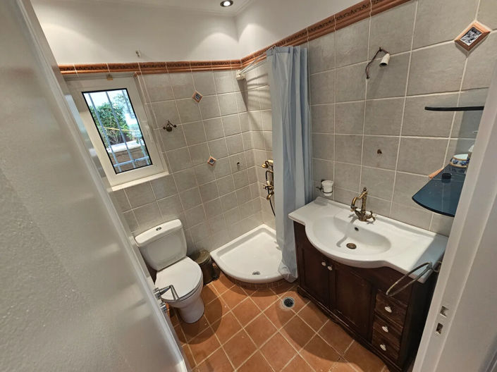 Image No.17-3 Bed Villa for sale