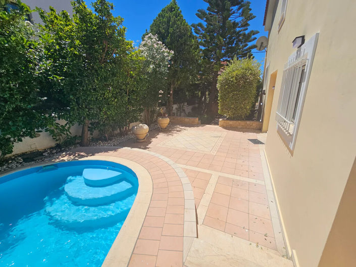 Image No.5-3 Bed Villa for sale