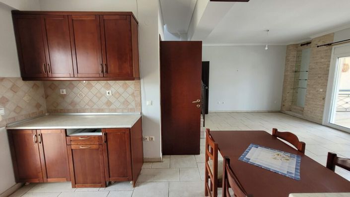 Image No.16-3 Bed Maisonette for sale