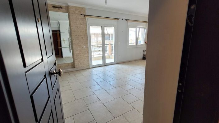 Image No.3-3 Bed Maisonette for sale