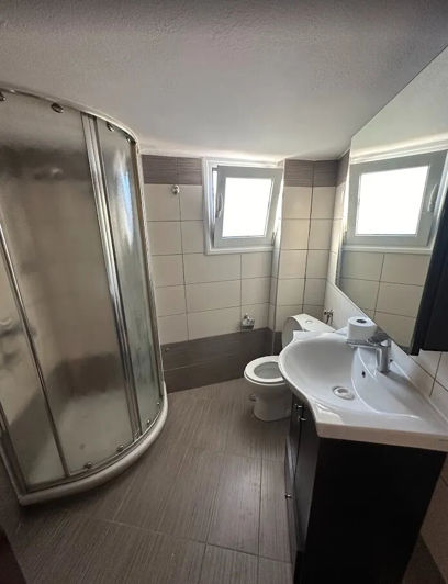 Image No.17-2 Bed Flat for sale