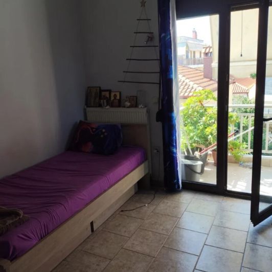 Image No.21-4 Bed Flat for sale