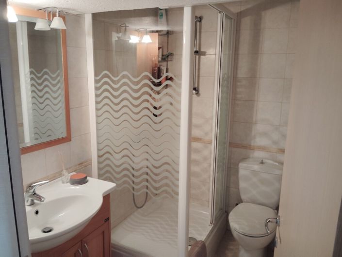 Image No.19-2 Bed Maisonette for sale