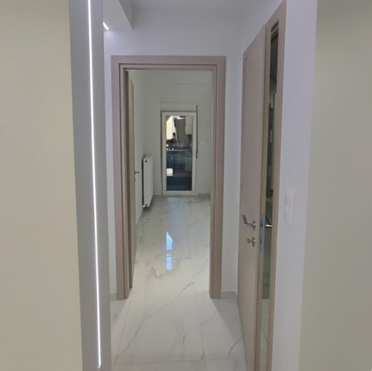 Image No.4-2 Bed Flat for sale